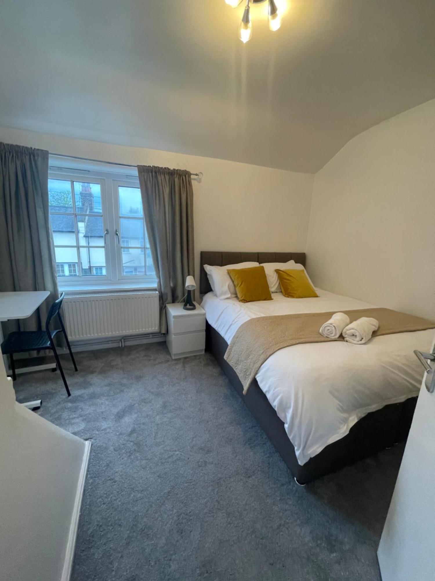 Tooting Lodge London - Cosy 2 Bedroom House With Garden, 5 Mins Walk To Tube Station Екстериор снимка