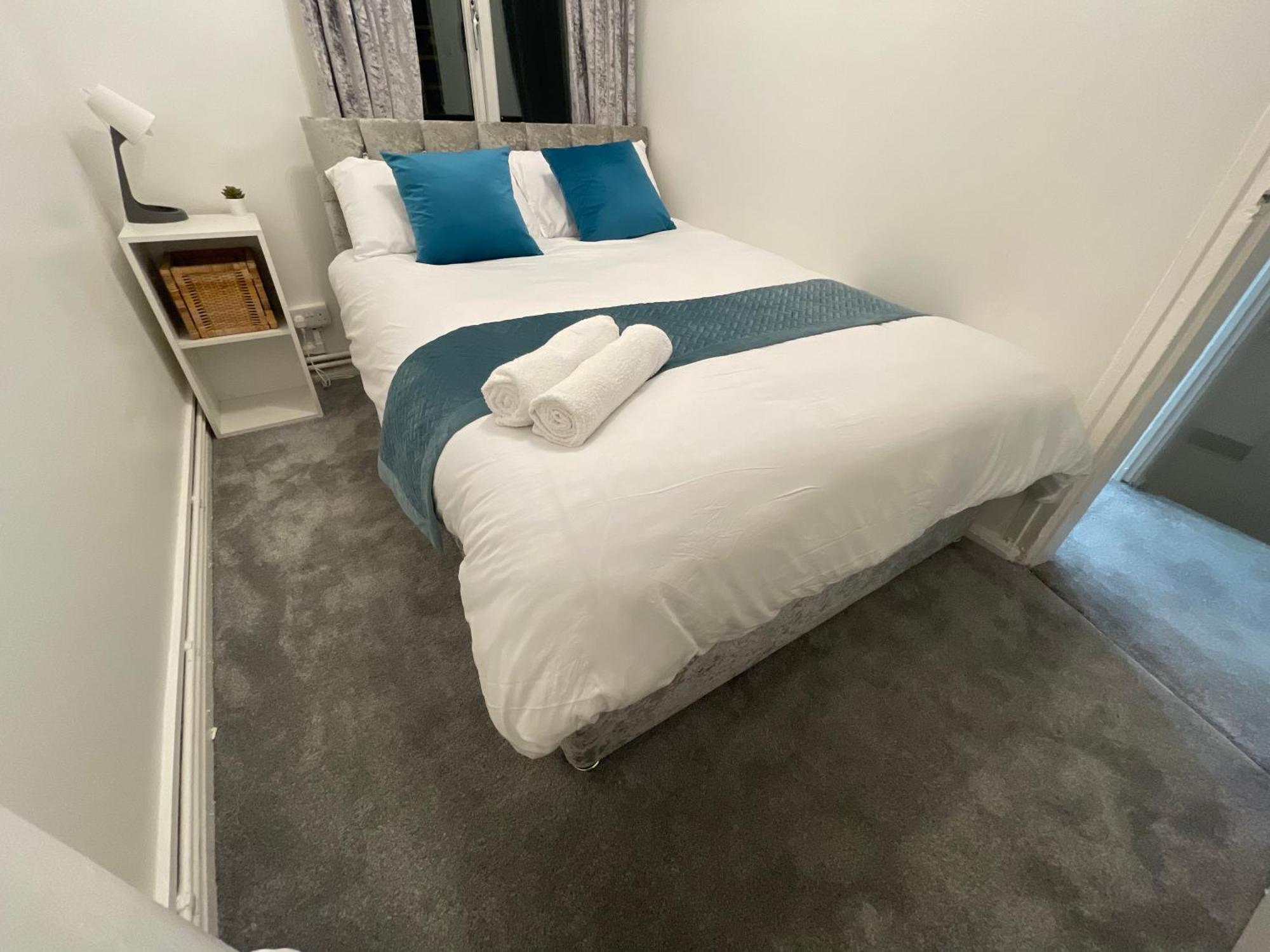 Tooting Lodge London - Cosy 2 Bedroom House With Garden, 5 Mins Walk To Tube Station Екстериор снимка